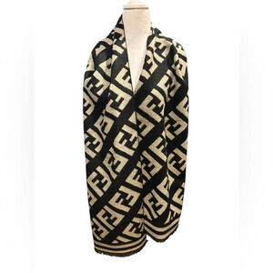 Fendi genuine vintage Black / Grey Cashmere / Wool winter Scarf Scarves